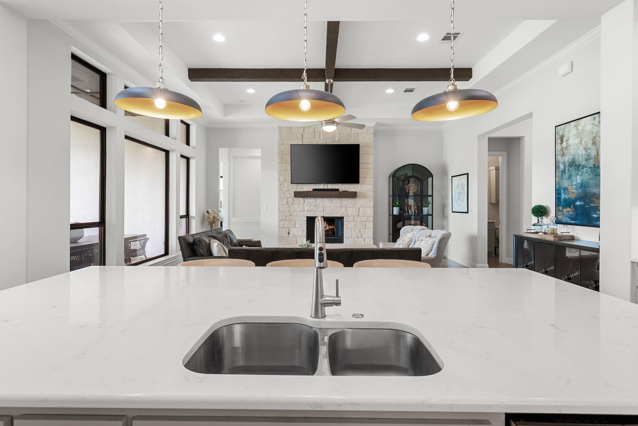 261 Rosetta Loop, Liberty Hill, TX 78642