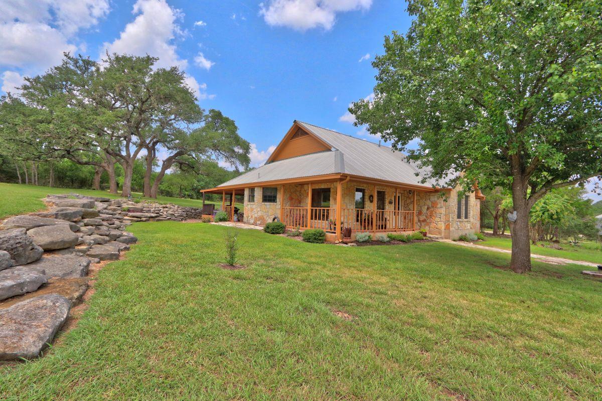 10621 Fm 150 W, Driftwood, TX 78619
