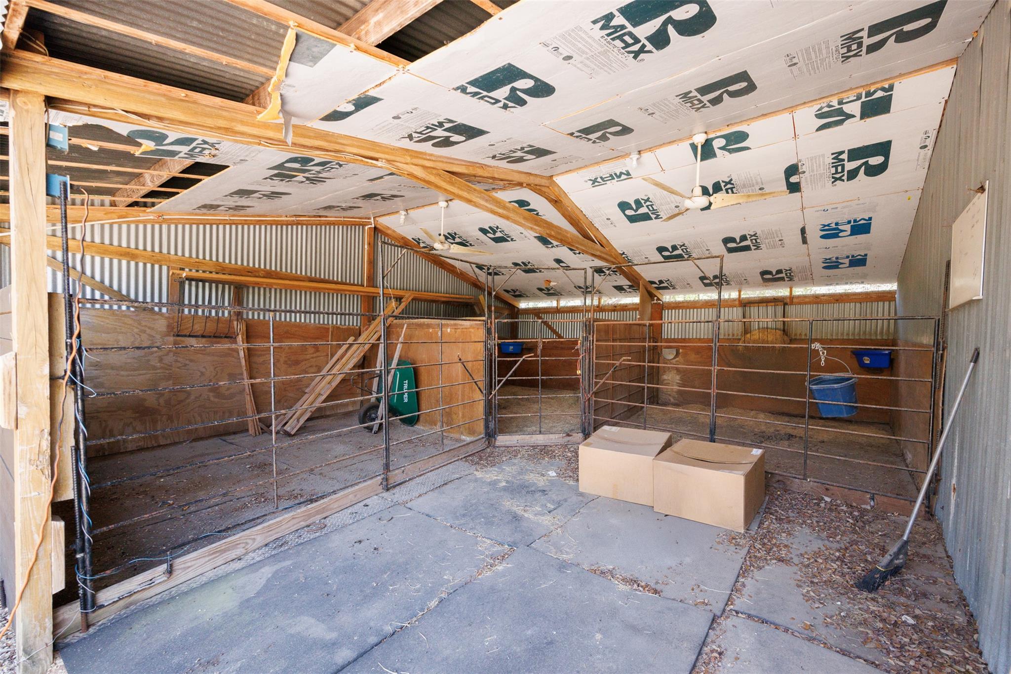 10621 Fm 150 W, Driftwood, TX 78619