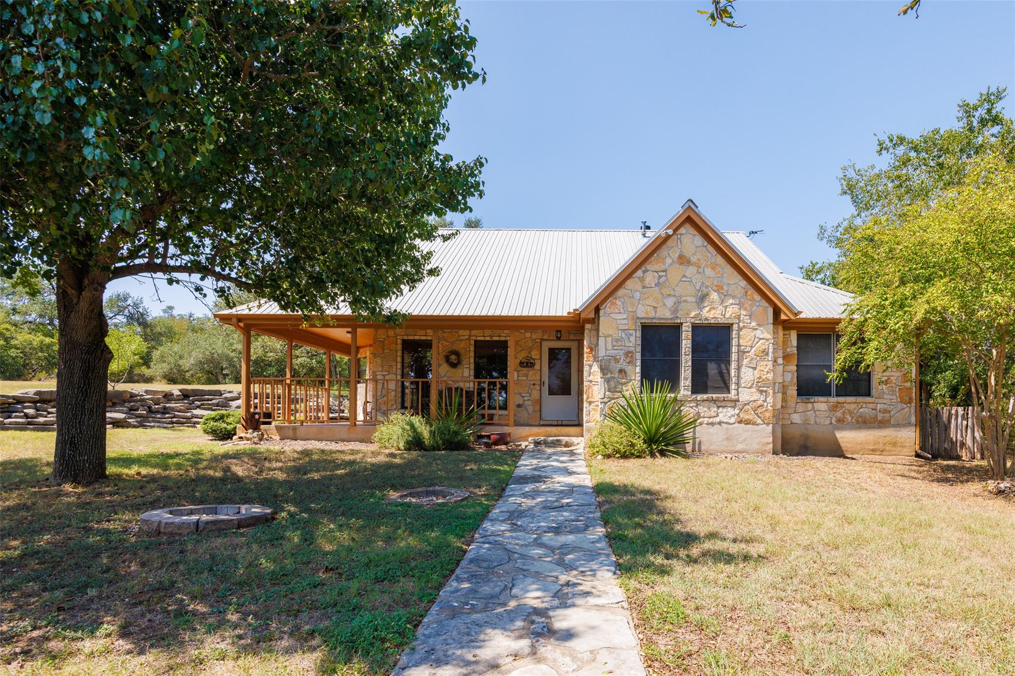 10621 Fm 150 W, Driftwood, TX 78619