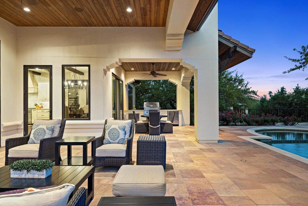 17113 Flagler Dr, Austin, TX 78738