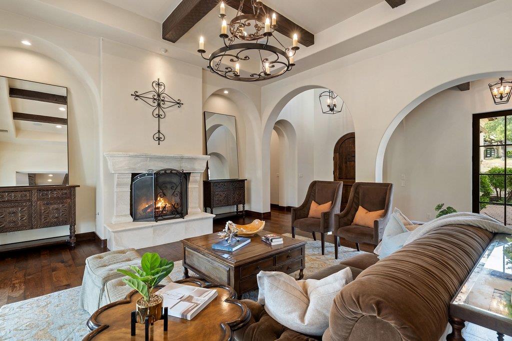 17113 Flagler Dr, Austin, TX 78738