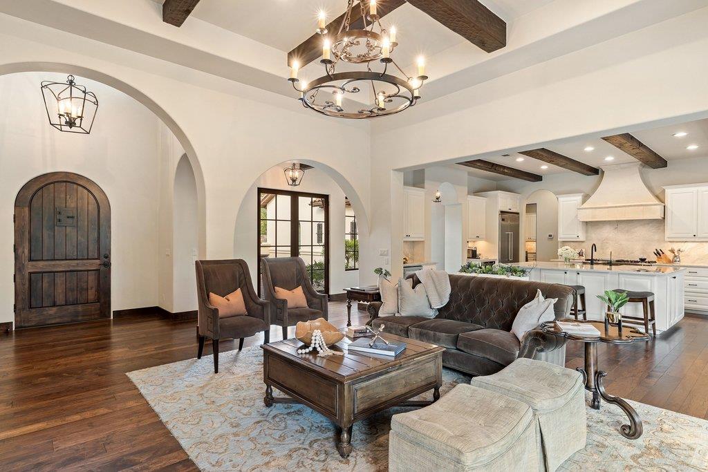 17113 Flagler Dr, Austin, TX 78738