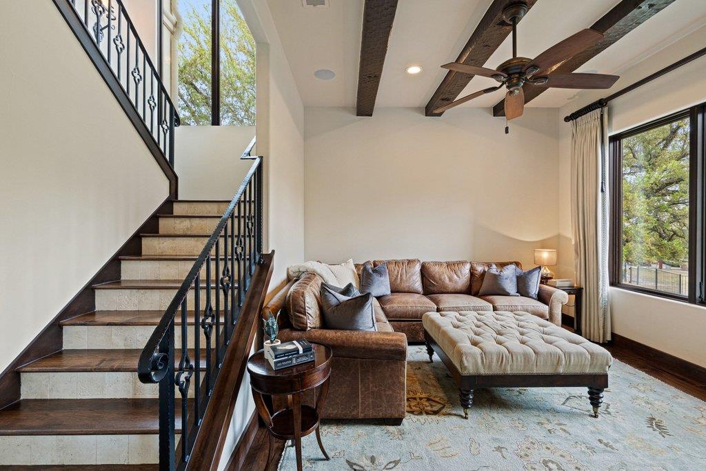 17113 Flagler Dr, Austin, TX 78738