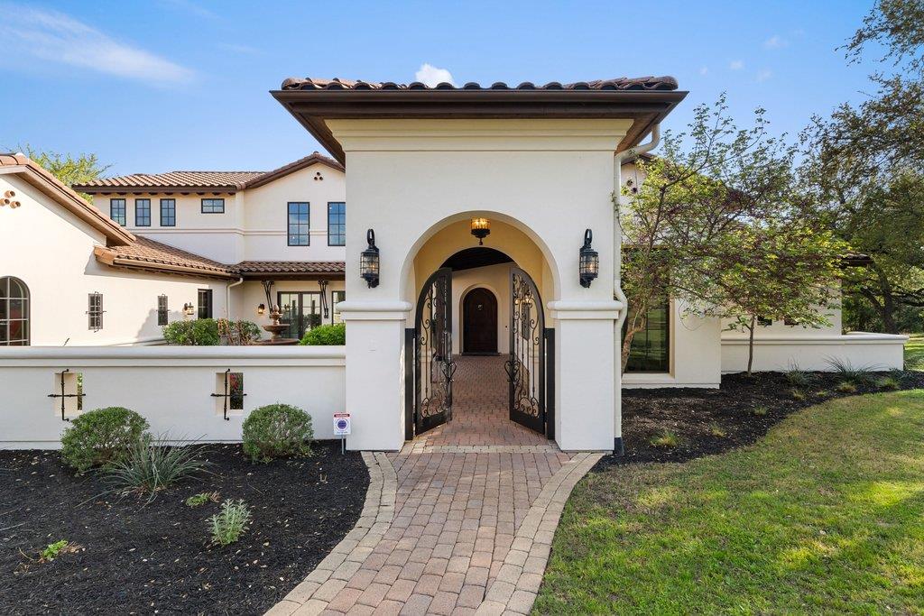 17113 Flagler Dr, Austin, TX 78738