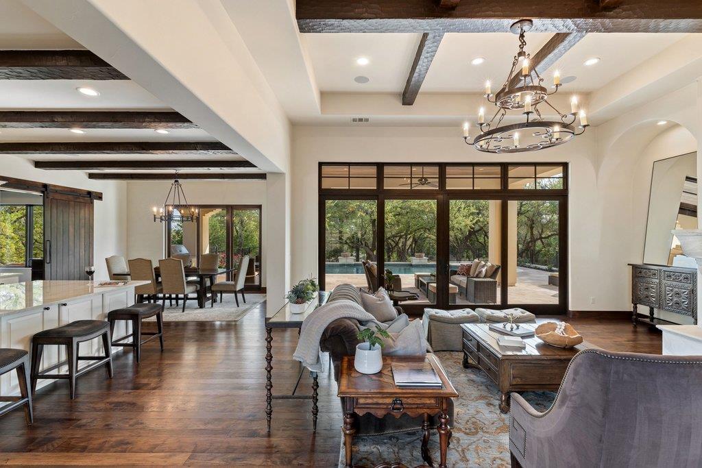 17113 Flagler Dr, Austin, TX 78738