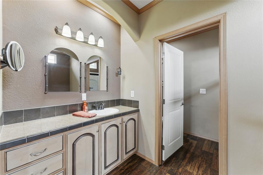 2792 Fm 535, Rosanky, TX 78953