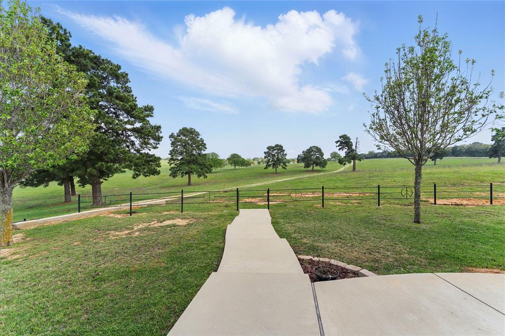 2792 Fm 535, Rosanky, TX 78953