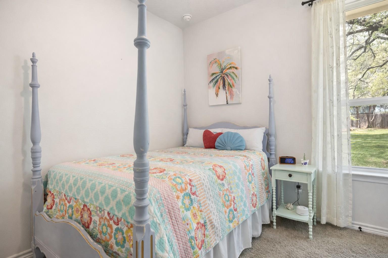 103 Leaning Oak Cir, Johnson City, TX 78636