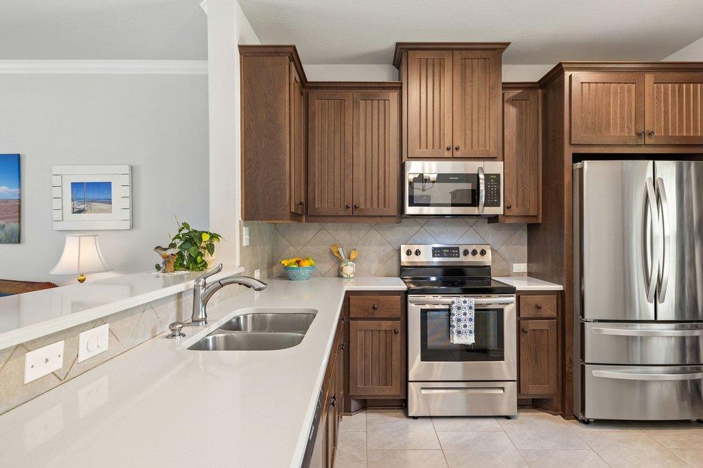 103 Leaning Oak Cir, Johnson City, TX 78636