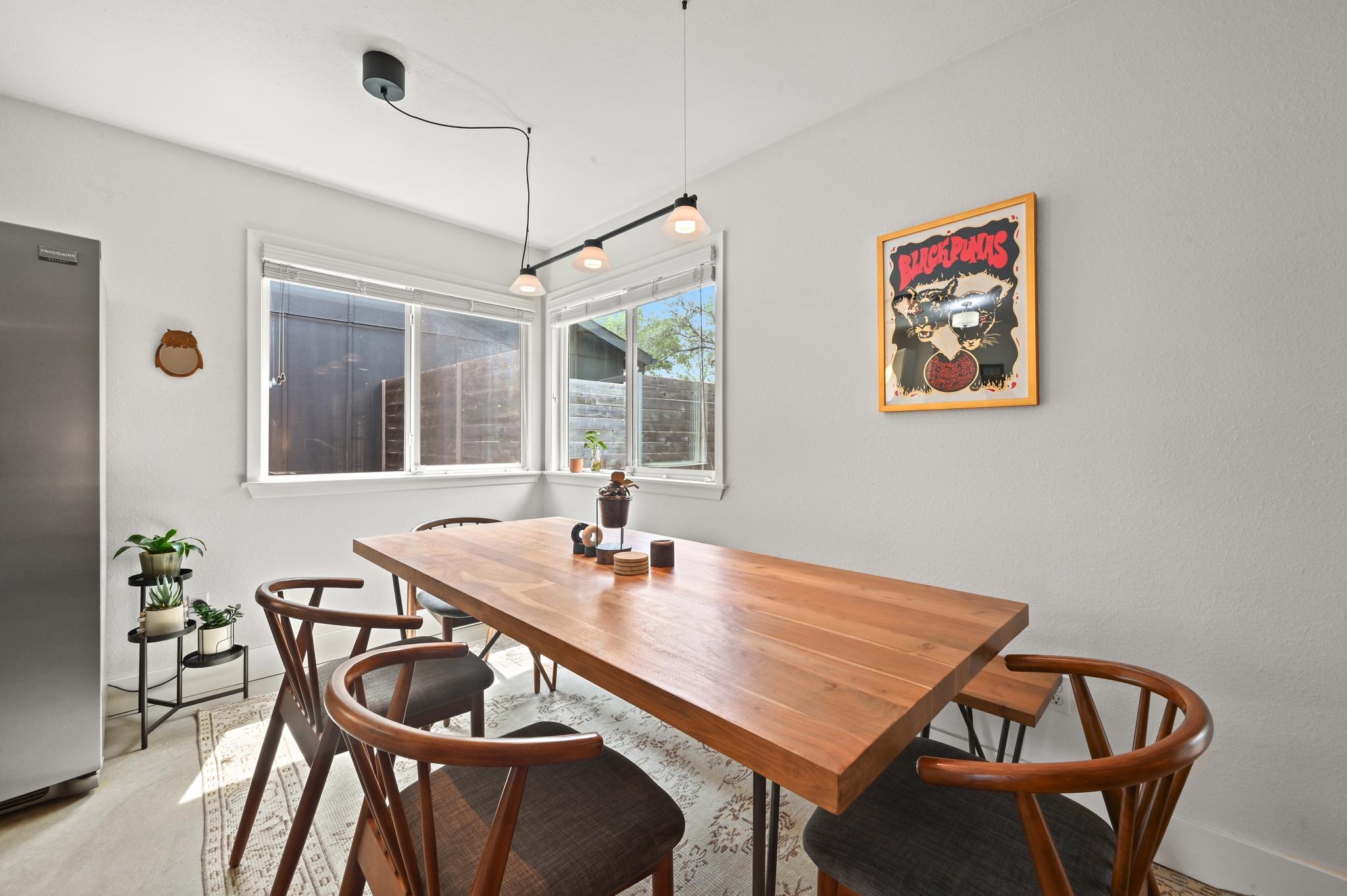 7810 Wakefield Dr, Austin, TX 78749