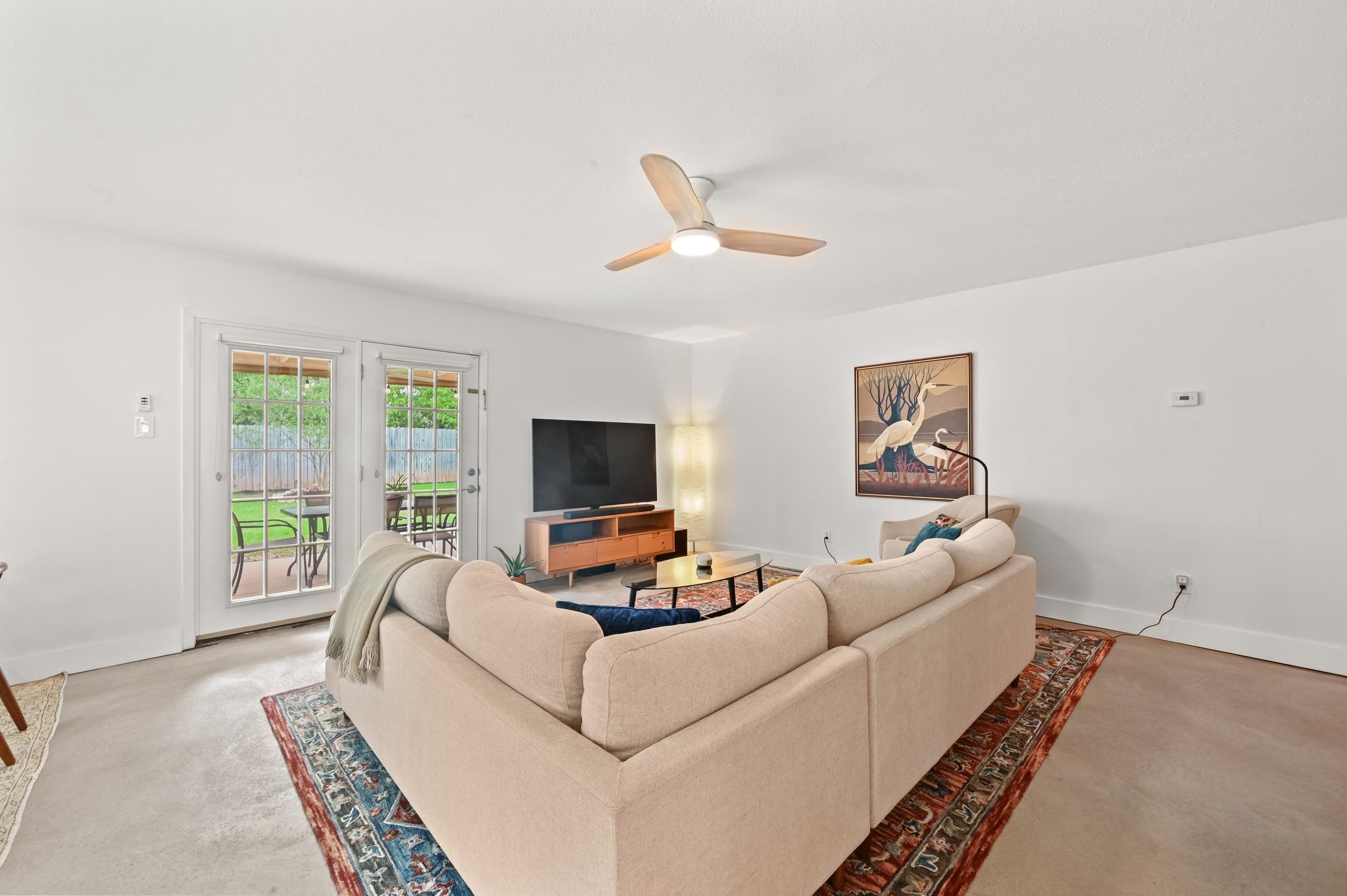 7810 Wakefield Dr, Austin, TX 78749