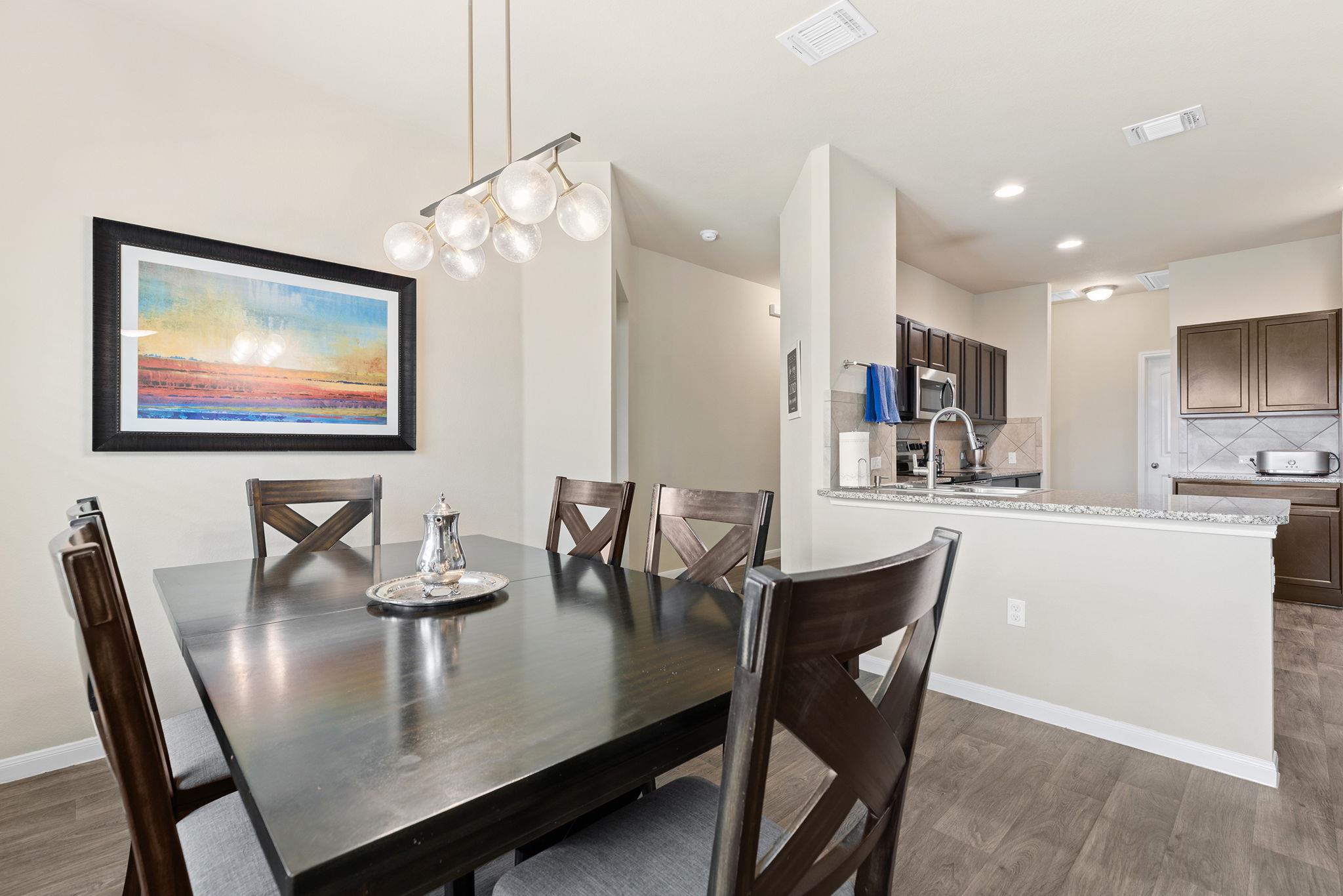 404 Cassandra Dr, Hutto, TX 78634