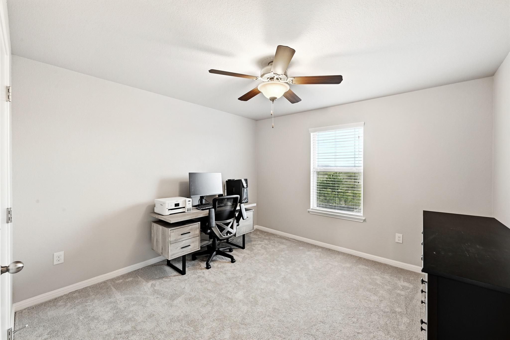 281 Guemal Rd, Buda, TX 78610