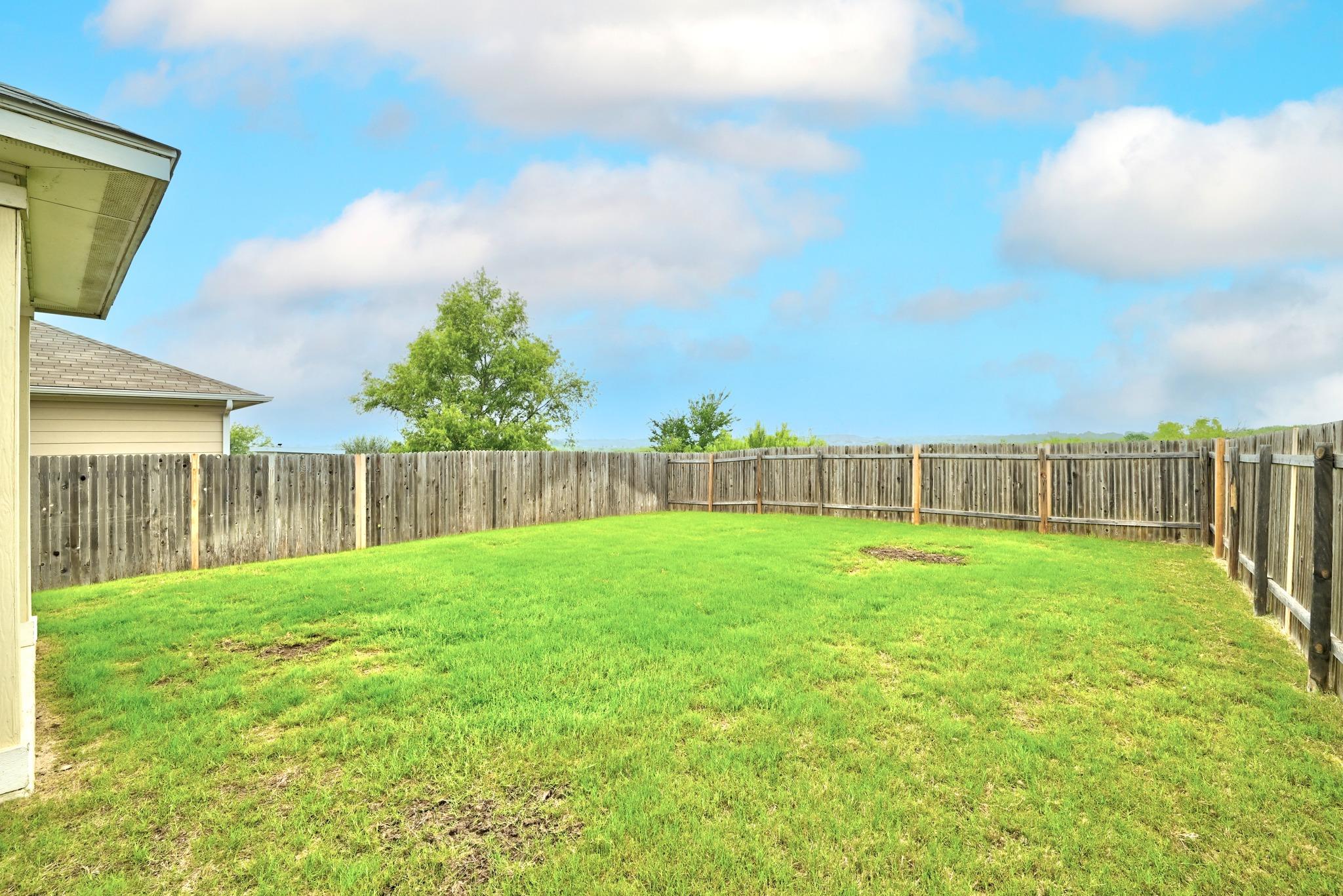 281 Guemal Rd, Buda, TX 78610