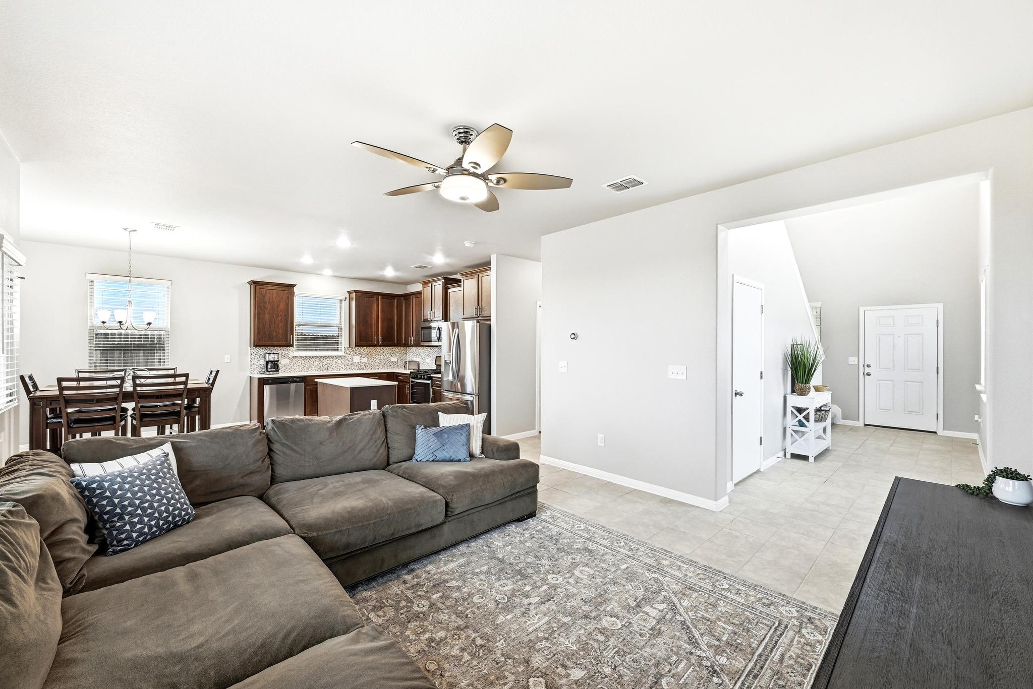 281 Guemal Rd, Buda, TX 78610