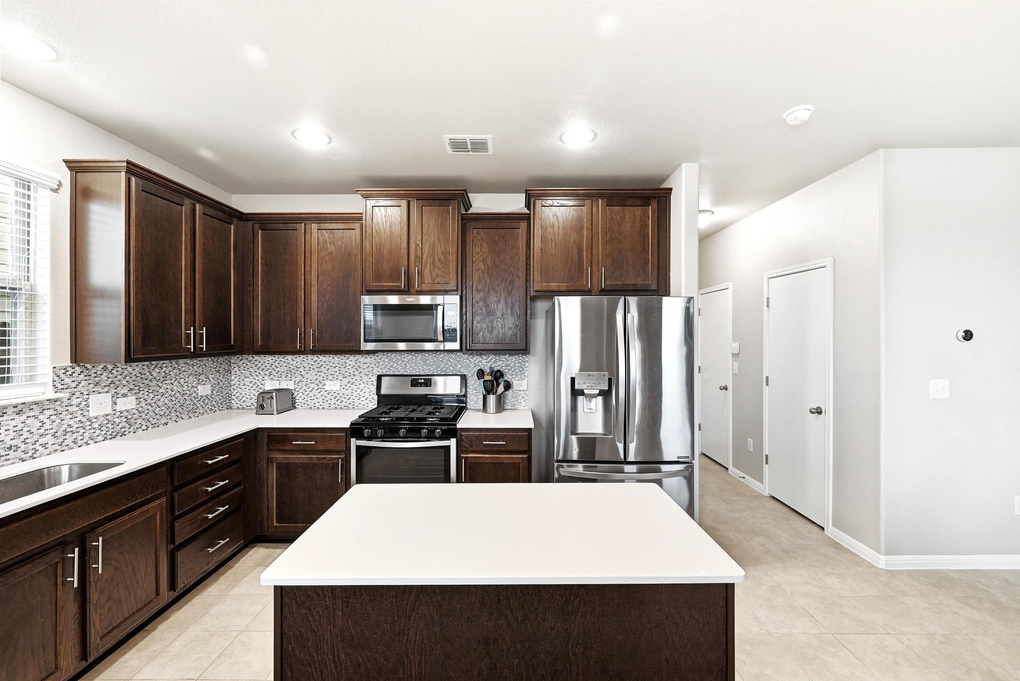 281 Guemal Rd, Buda, TX 78610