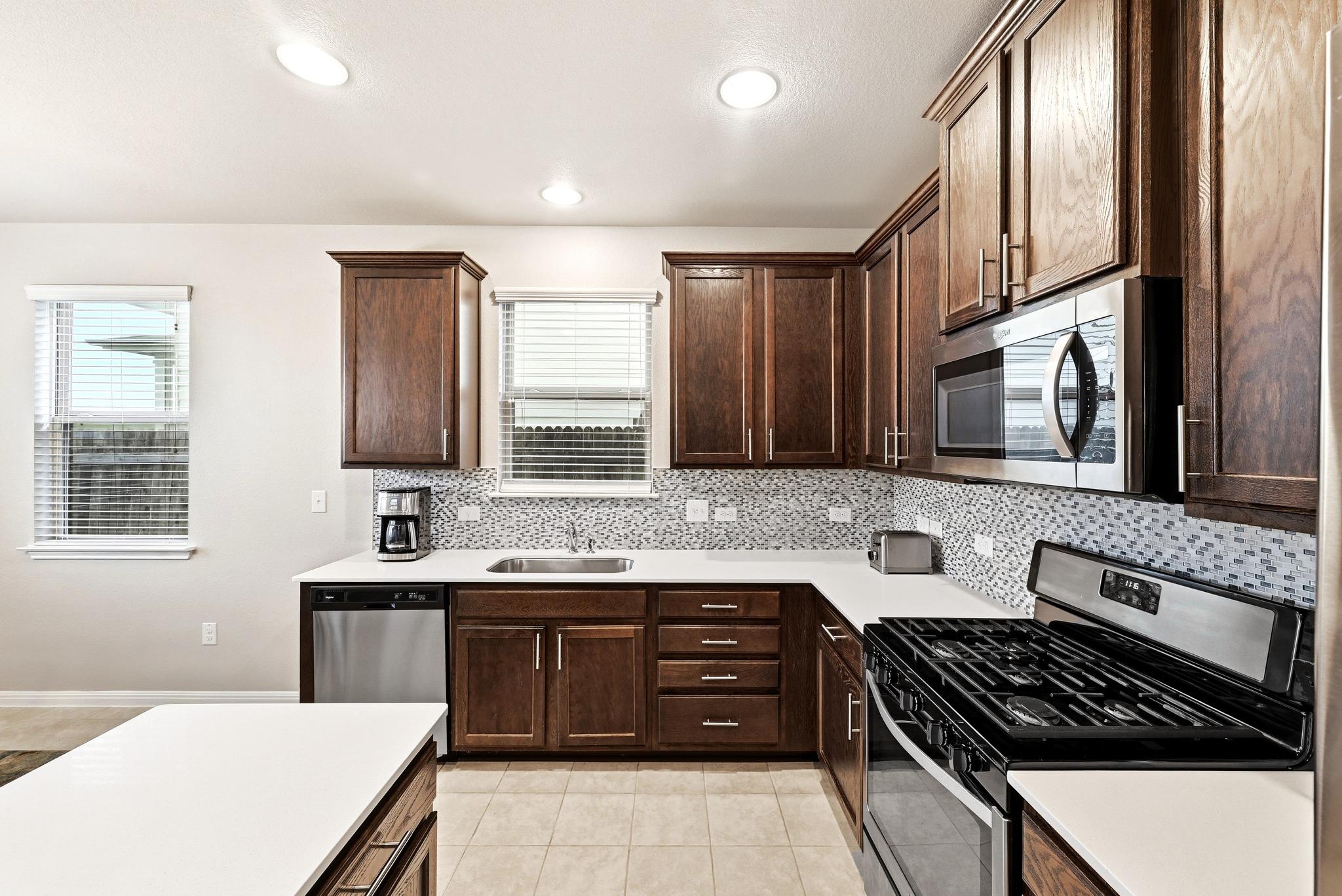 281 Guemal Rd, Buda, TX 78610
