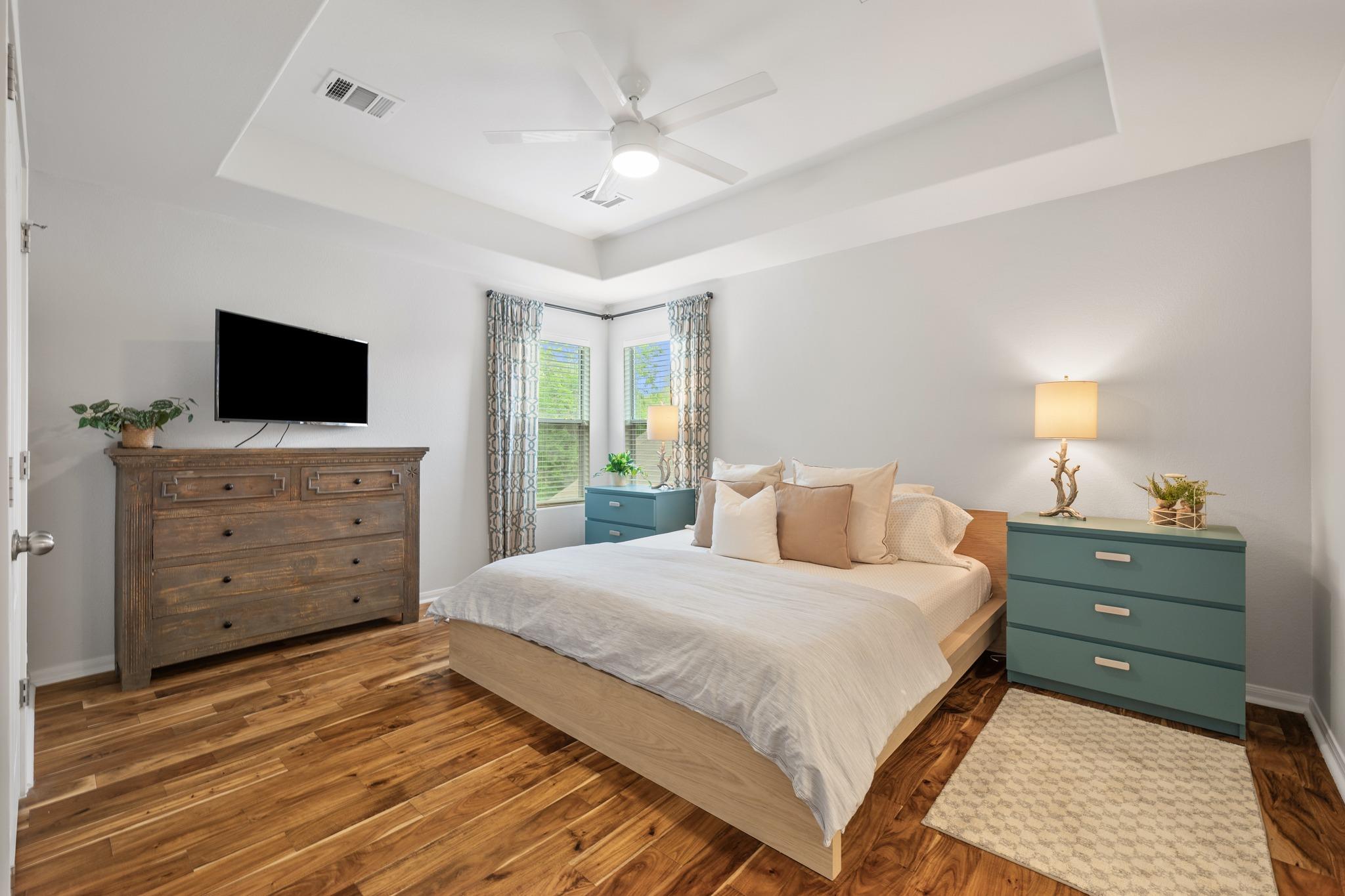 2121 Amur Dr, Austin, TX 78745