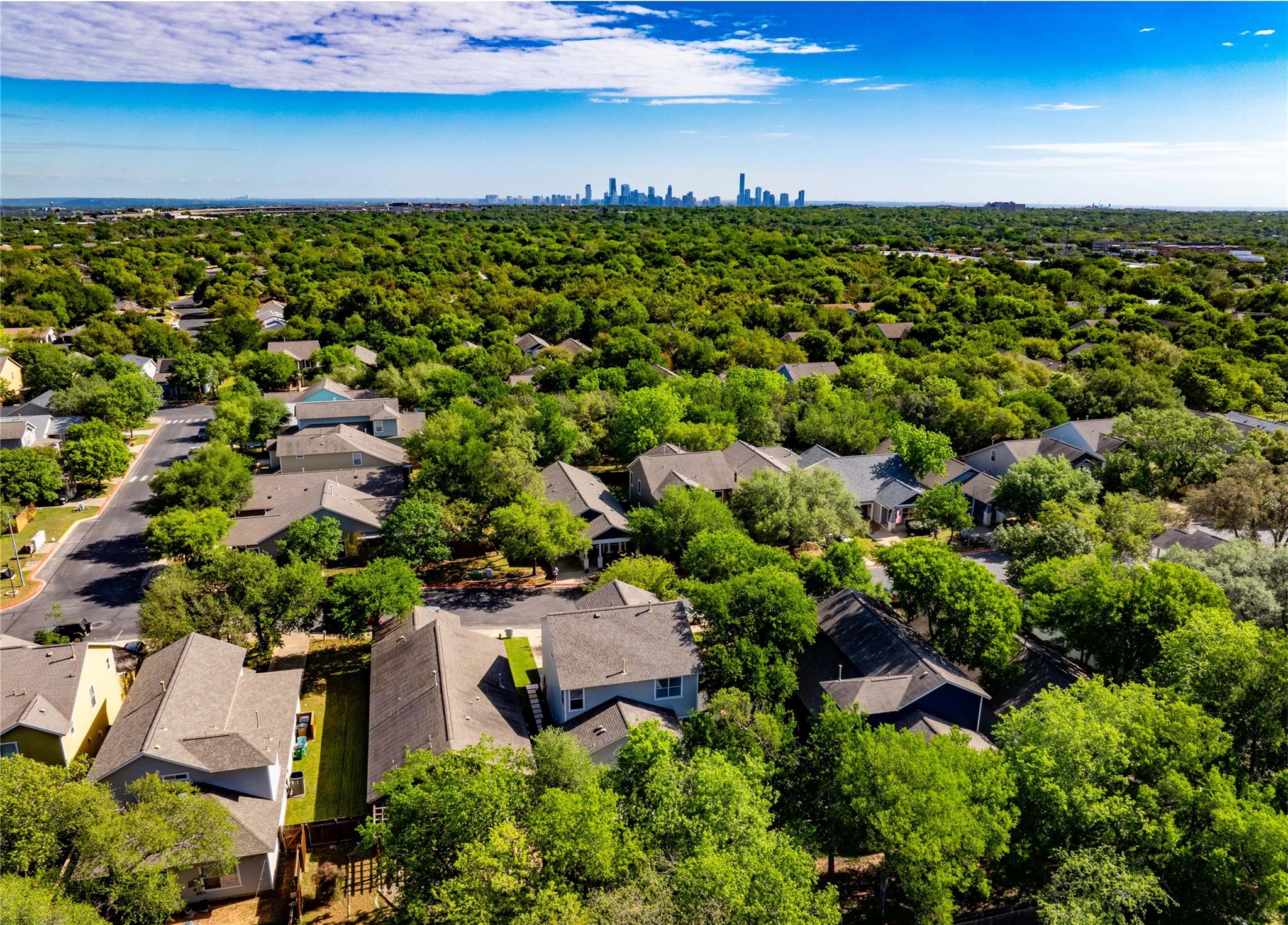 2121 Amur Dr, Austin, TX 78745