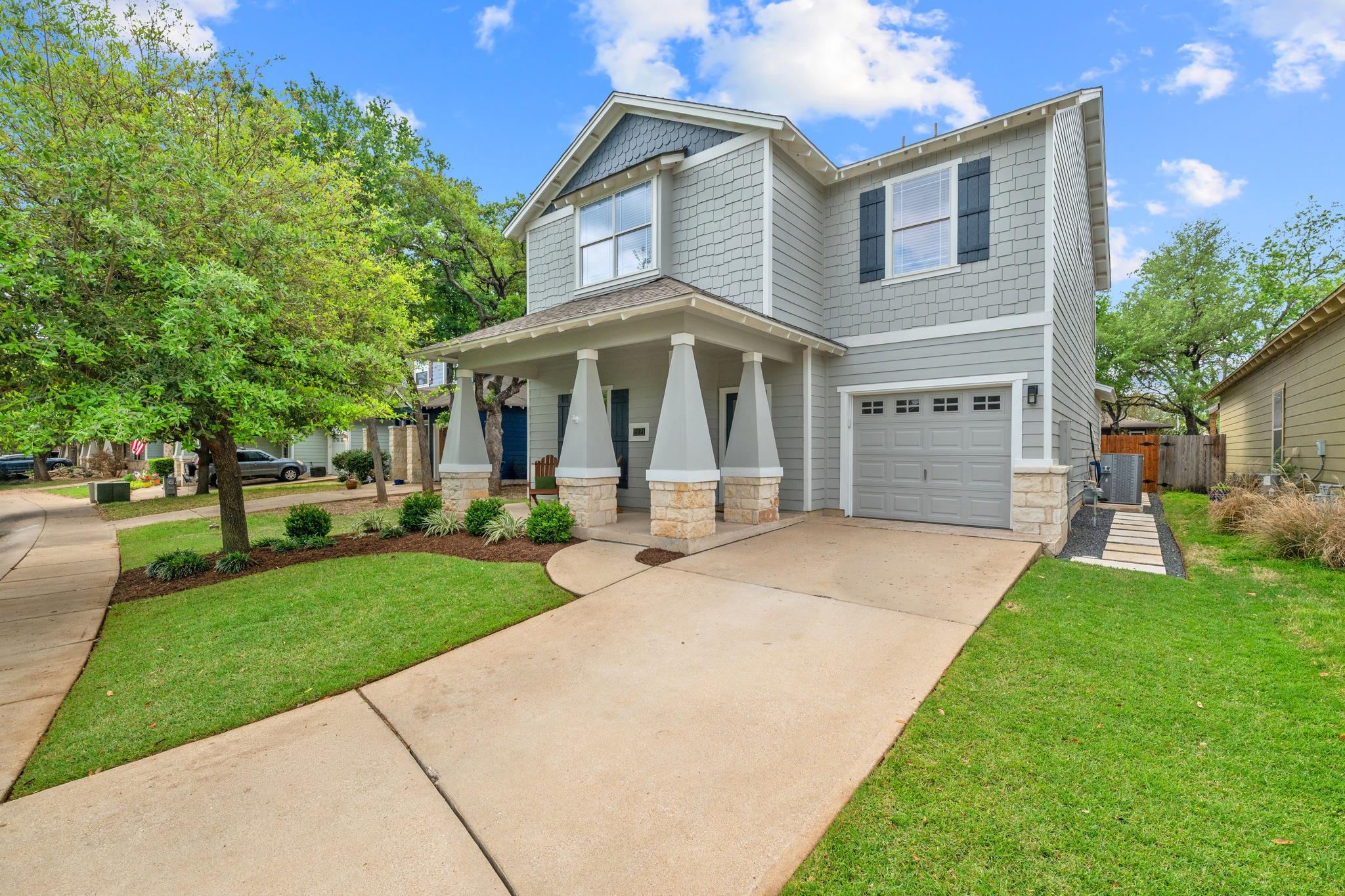 2121 Amur Dr, Austin, TX 78745