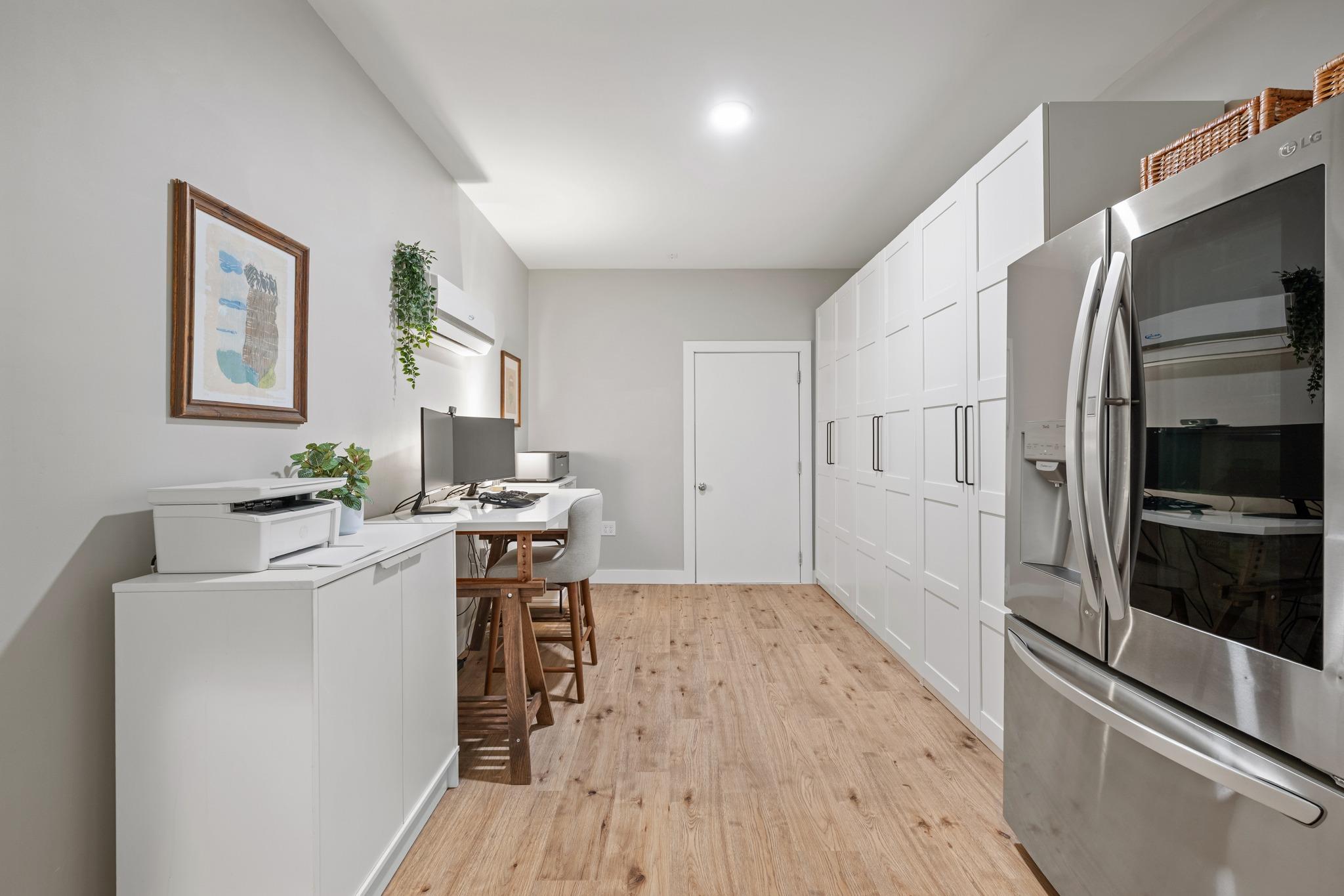 2121 Amur Dr, Austin, TX 78745