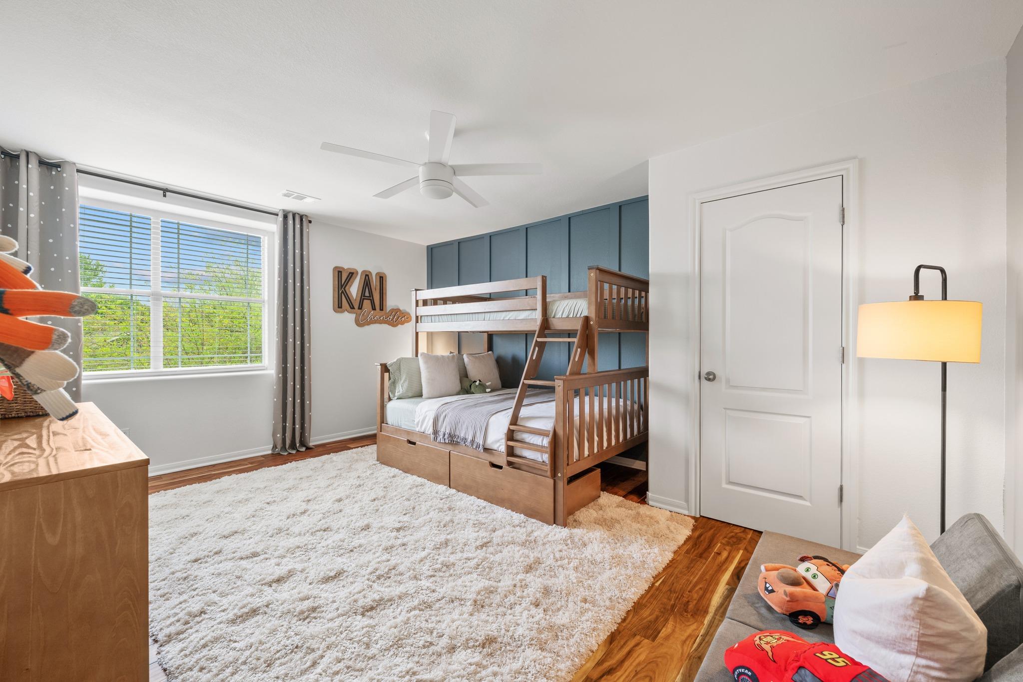 2121 Amur Dr, Austin, TX 78745