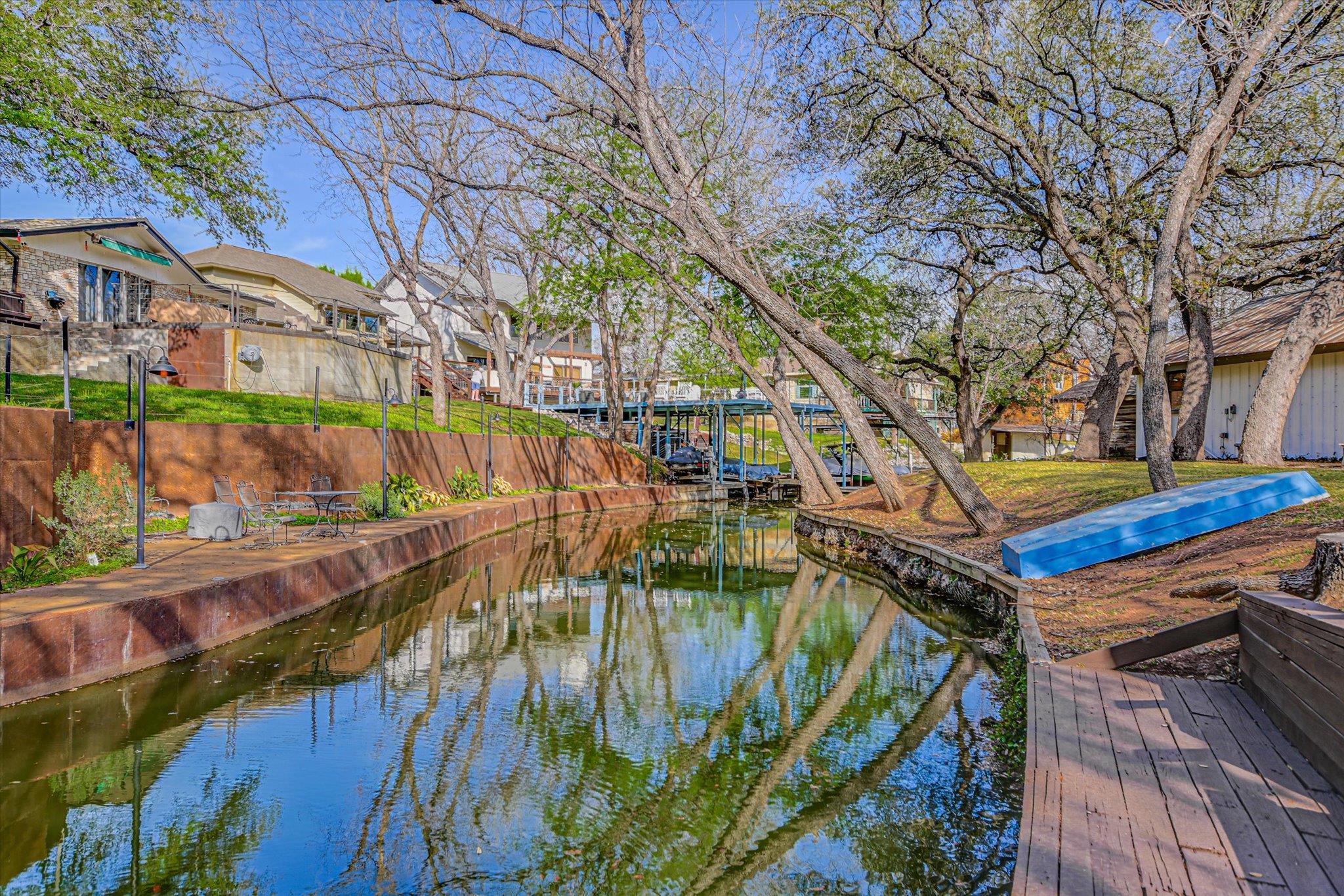 611 Thurman Cir, Kingsland, TX 78639