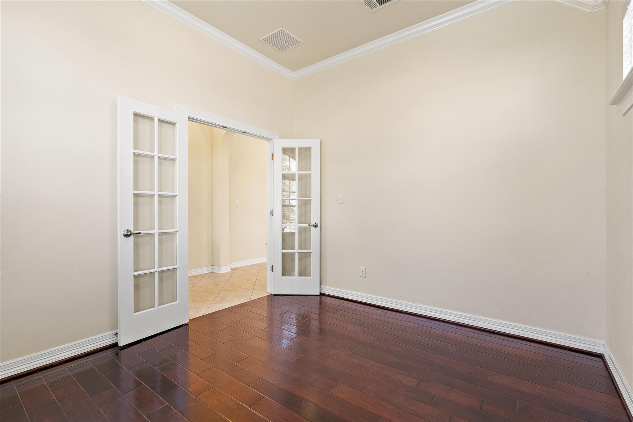 8704 Old Corral Cv, Austin, TX 78737
