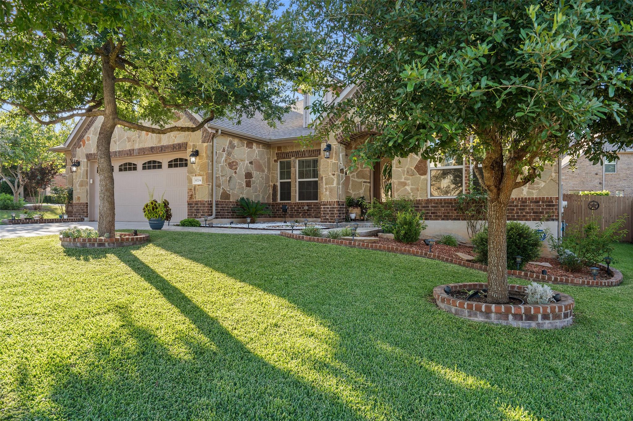 8704 Old Corral Cv, Austin, TX 78737