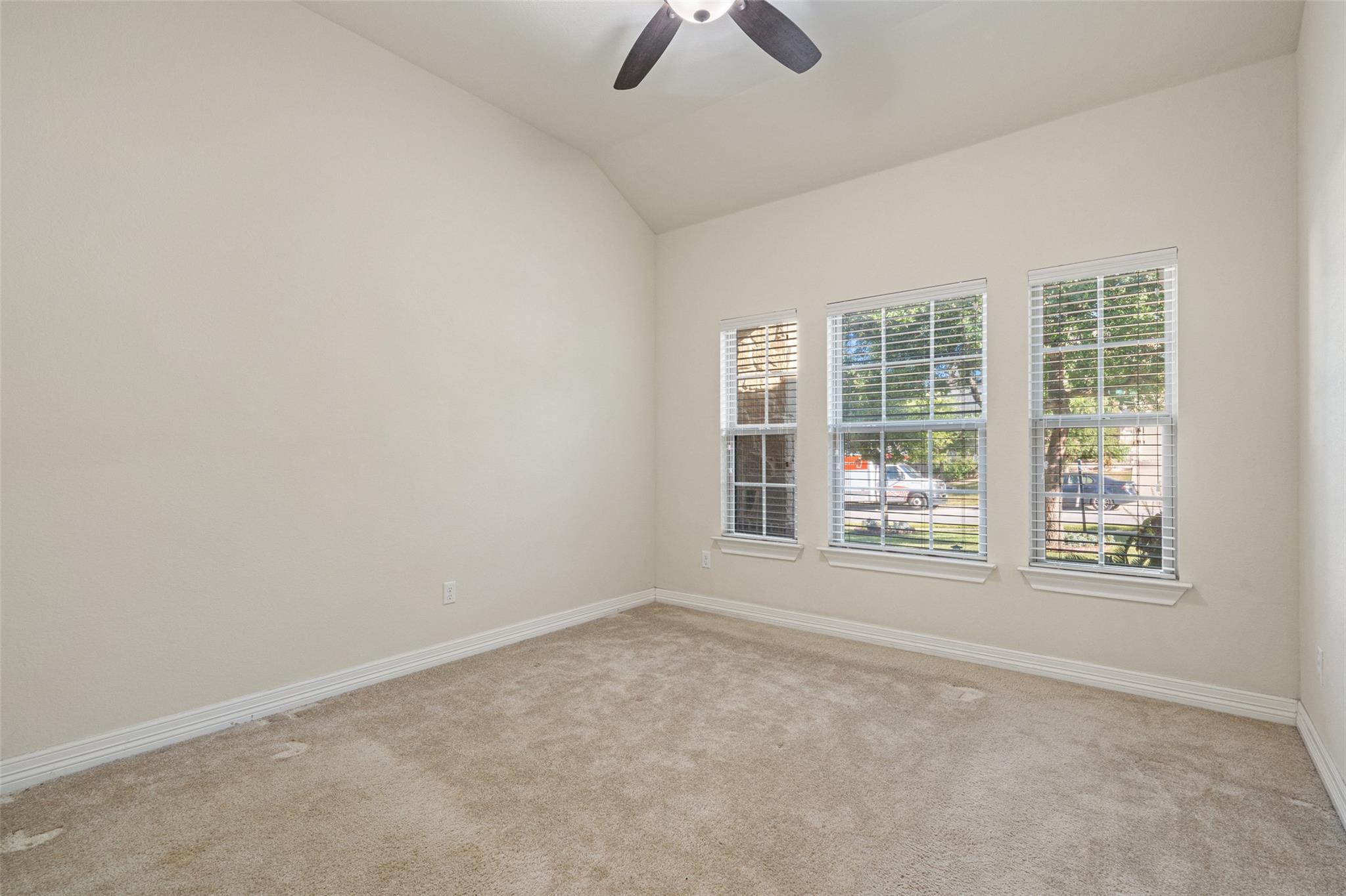 8704 Old Corral Cv, Austin, TX 78737