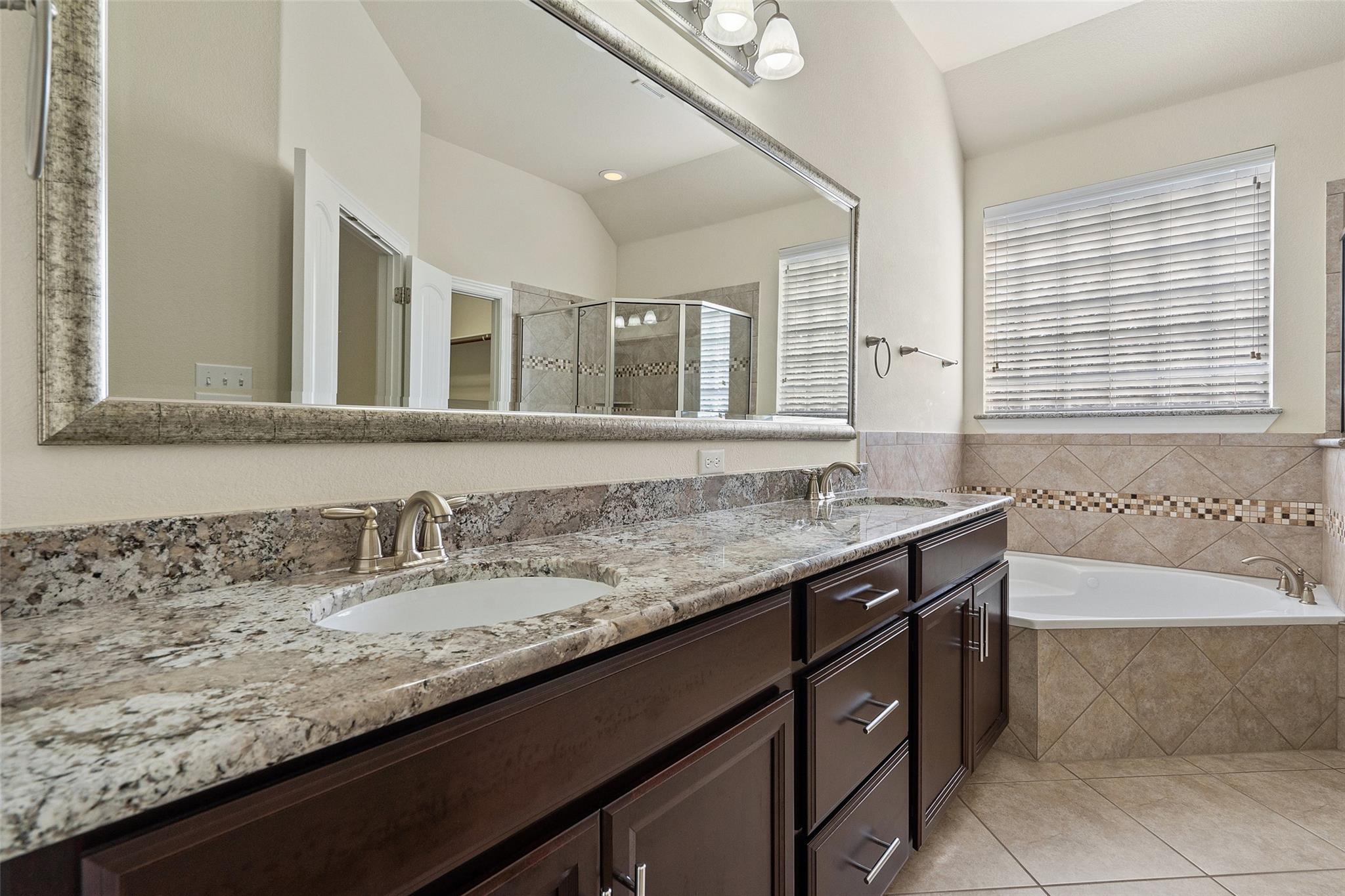 8704 Old Corral Cv, Austin, TX 78737