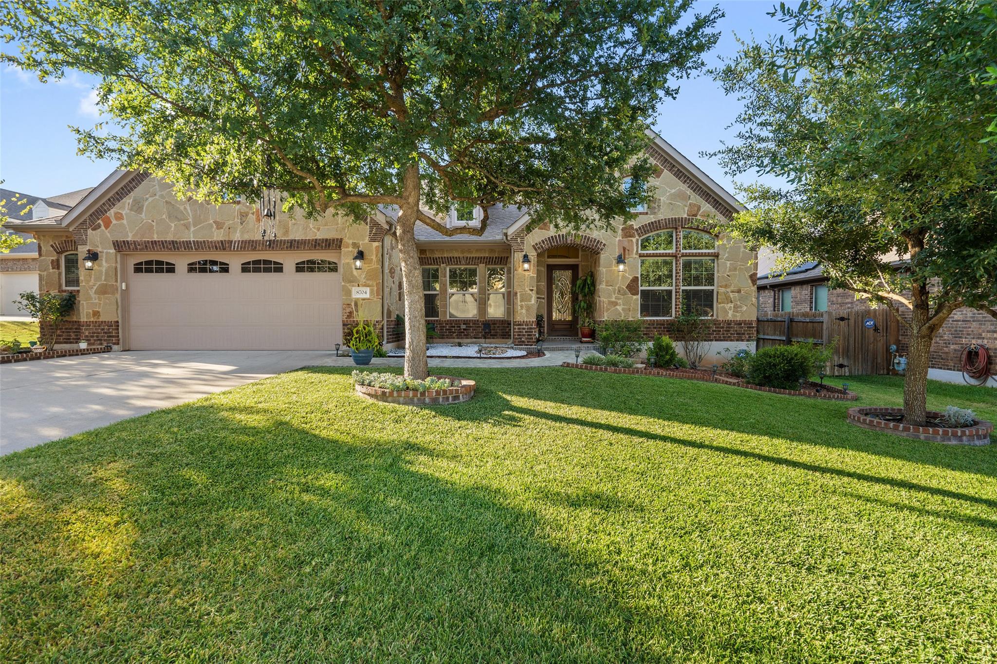 8704 Old Corral Cv, Austin, TX 78737