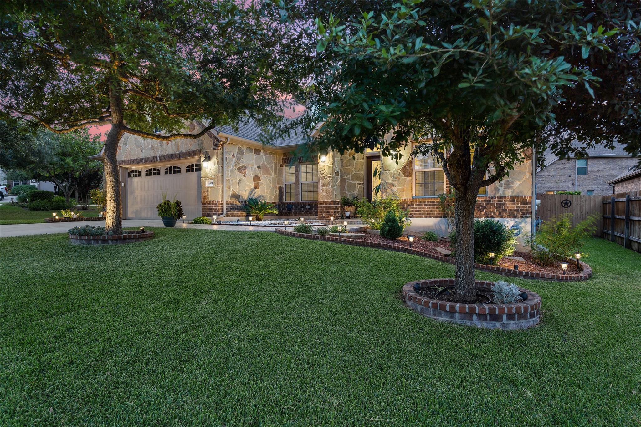 8704 Old Corral Cv, Austin, TX 78737