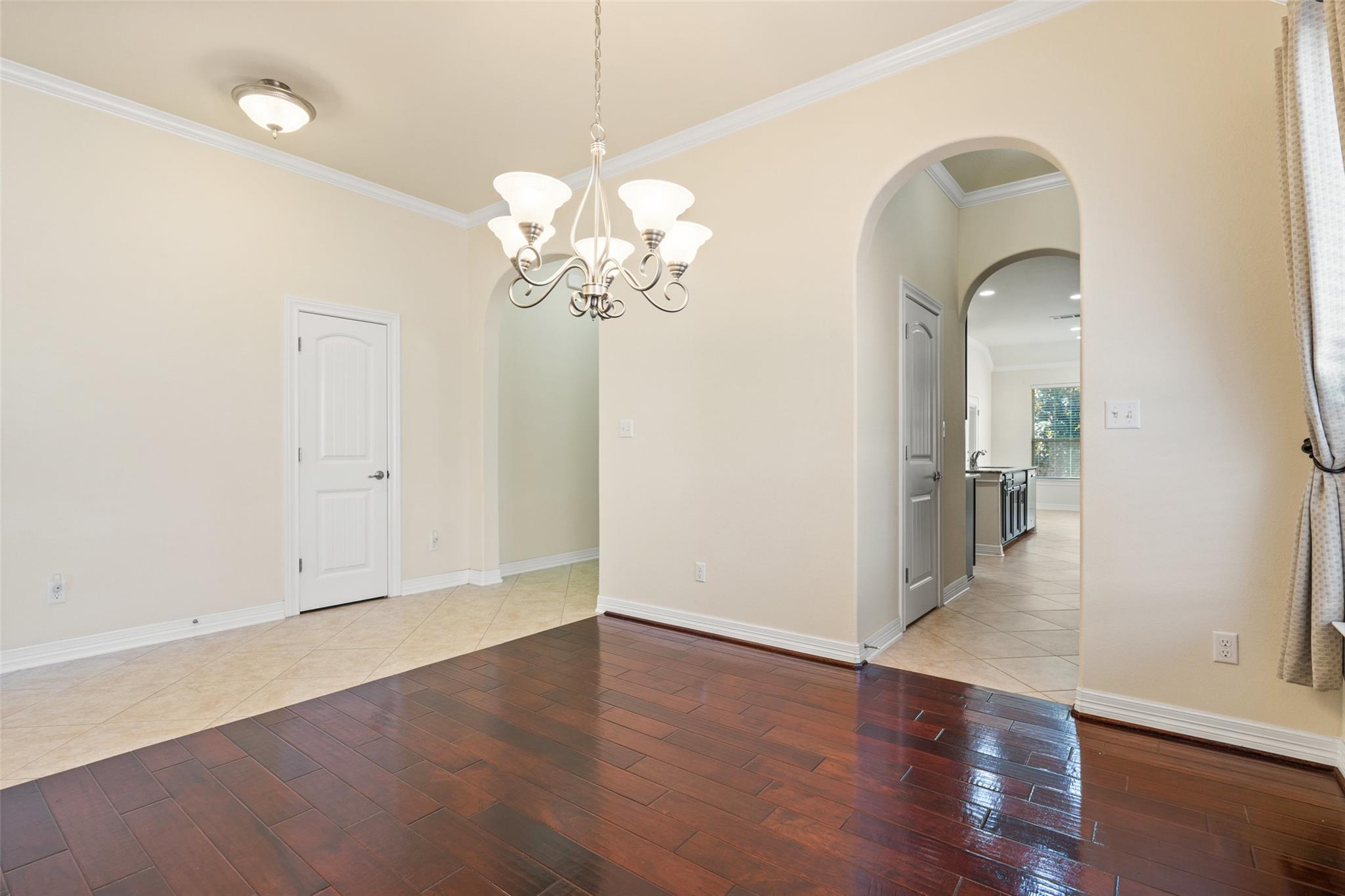 8704 Old Corral Cv, Austin, TX 78737