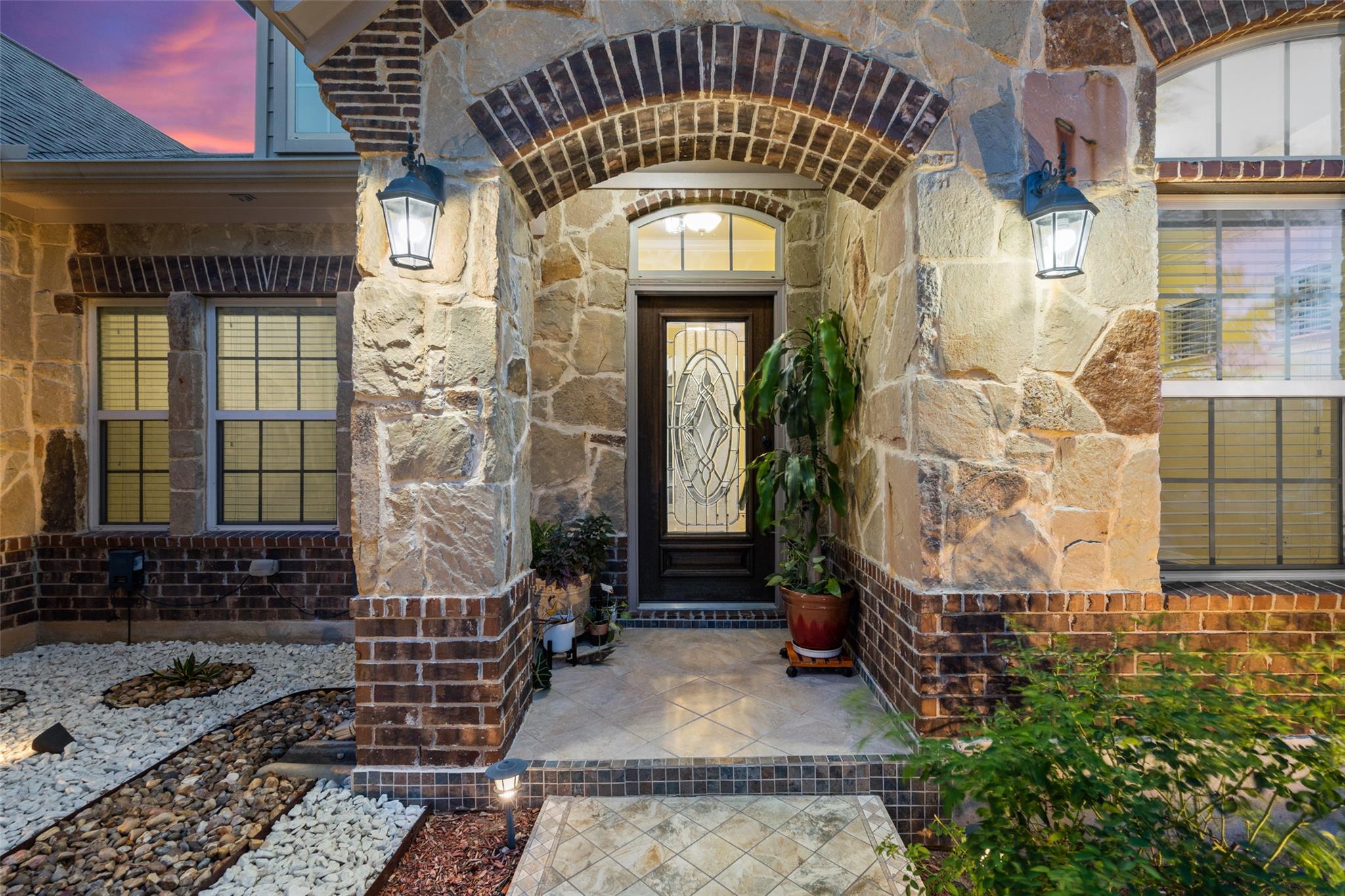 8704 Old Corral Cv, Austin, TX 78737
