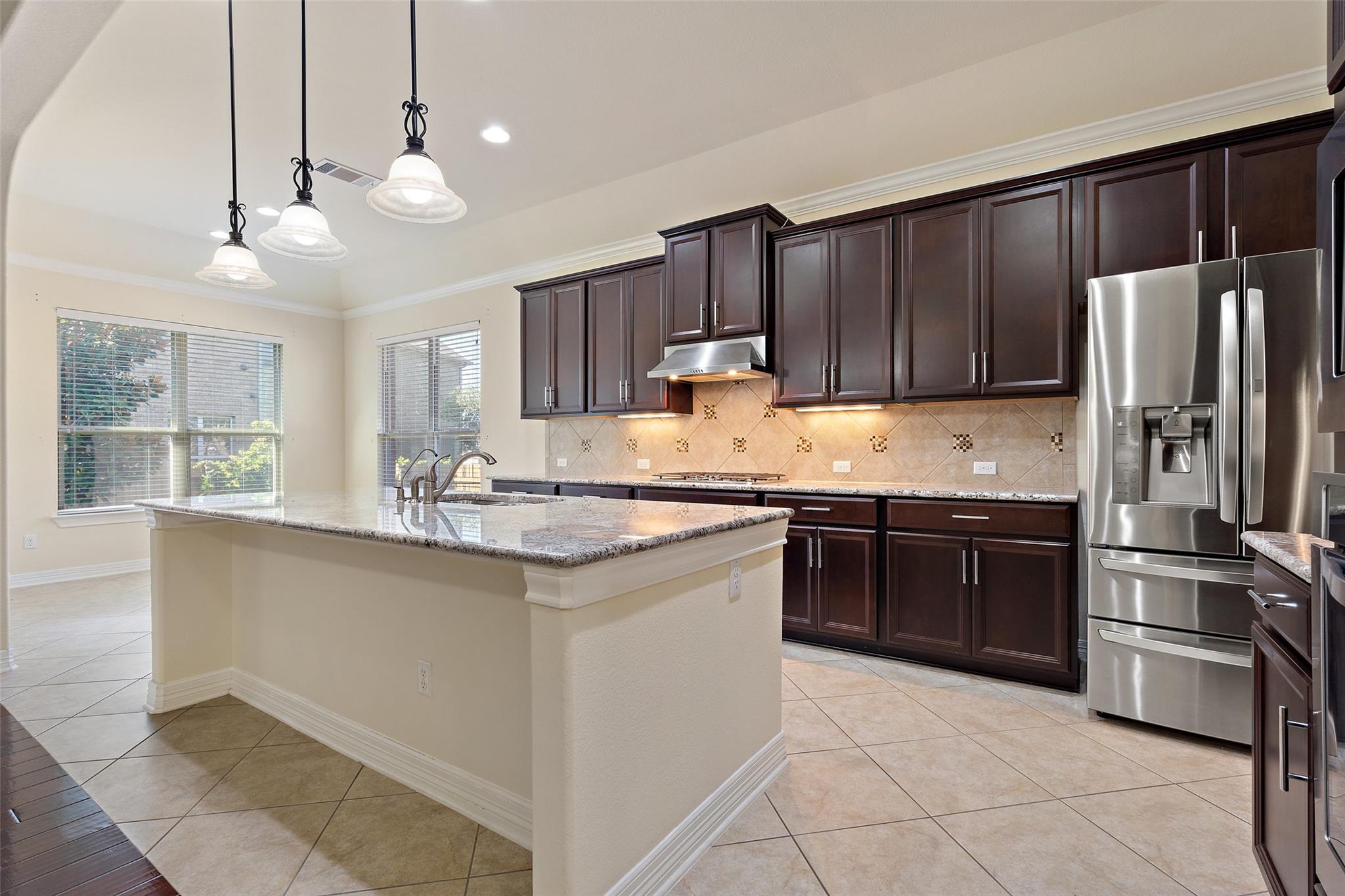 8704 Old Corral Cv, Austin, TX 78737