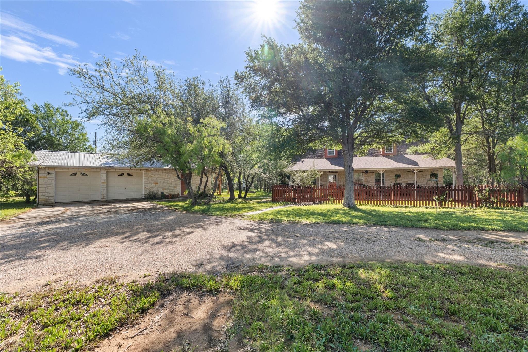 399 Upper Elgin River Rd, Elgin, TX 78621