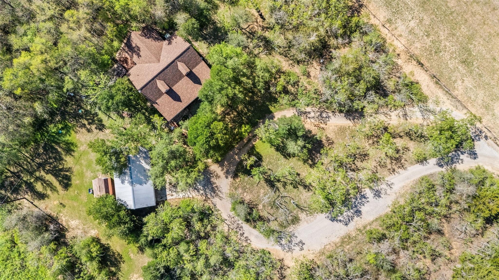 399 Upper Elgin River Rd, Elgin, TX 78621