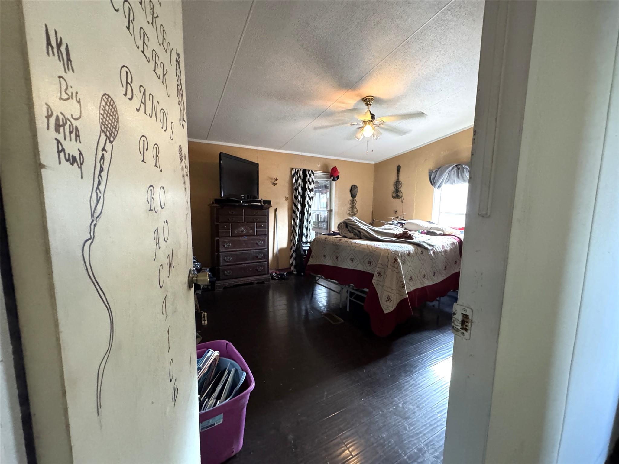 1255 Mount Pleasant Rd, Kingsbury, TX 78638