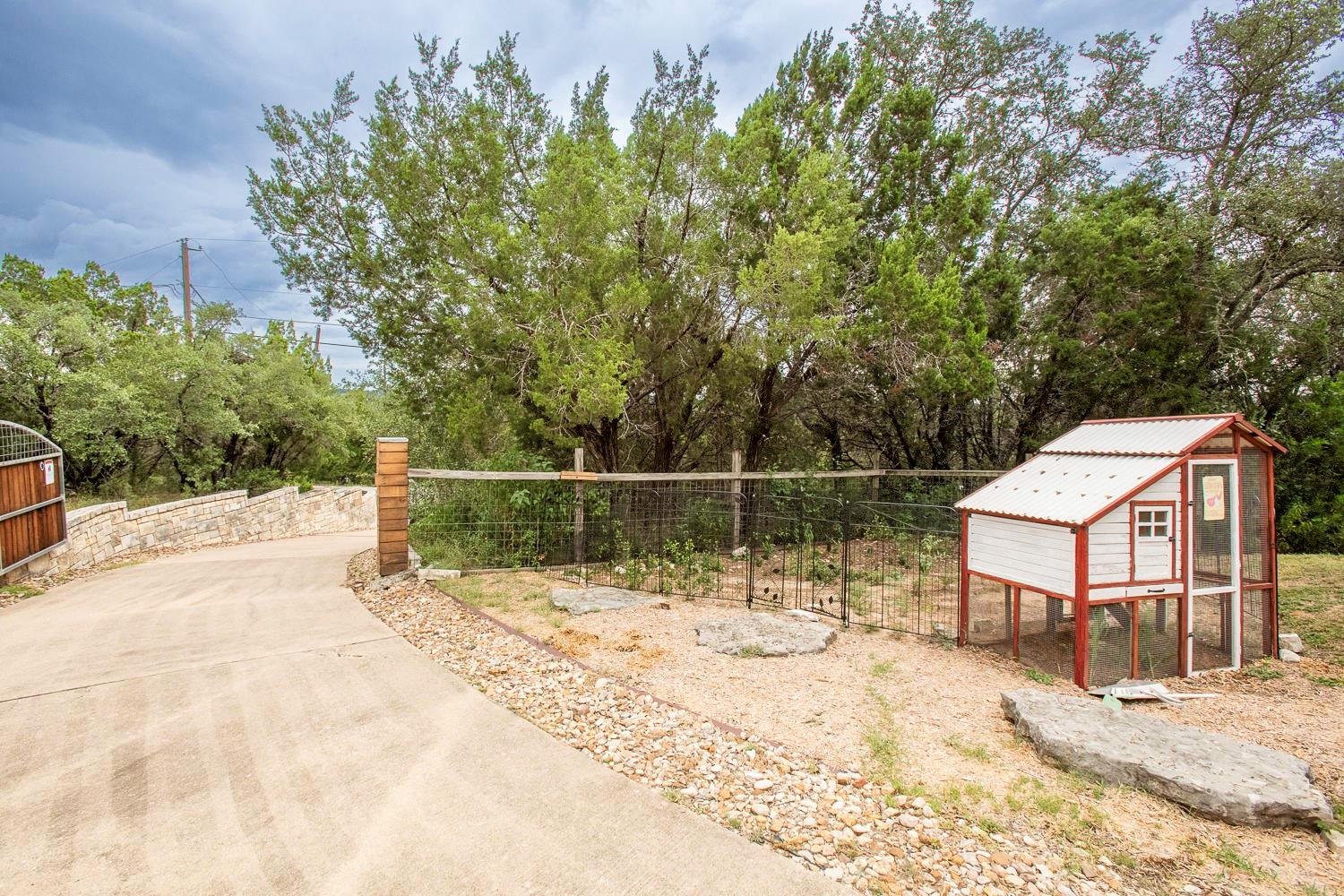 4004 Cloudy Ridge Rd, Austin, TX 78734