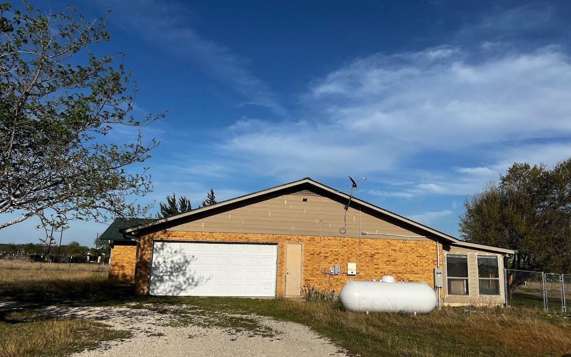 126 County Road 153 Rds, Georgetown, TX 78626