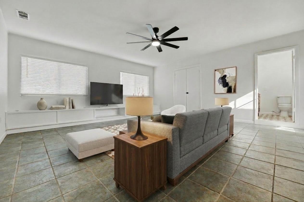 502 Sunrise Cir, Austin, TX 78704