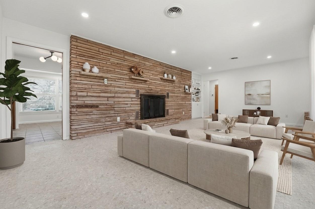 502 Sunrise Cir, Austin, TX 78704