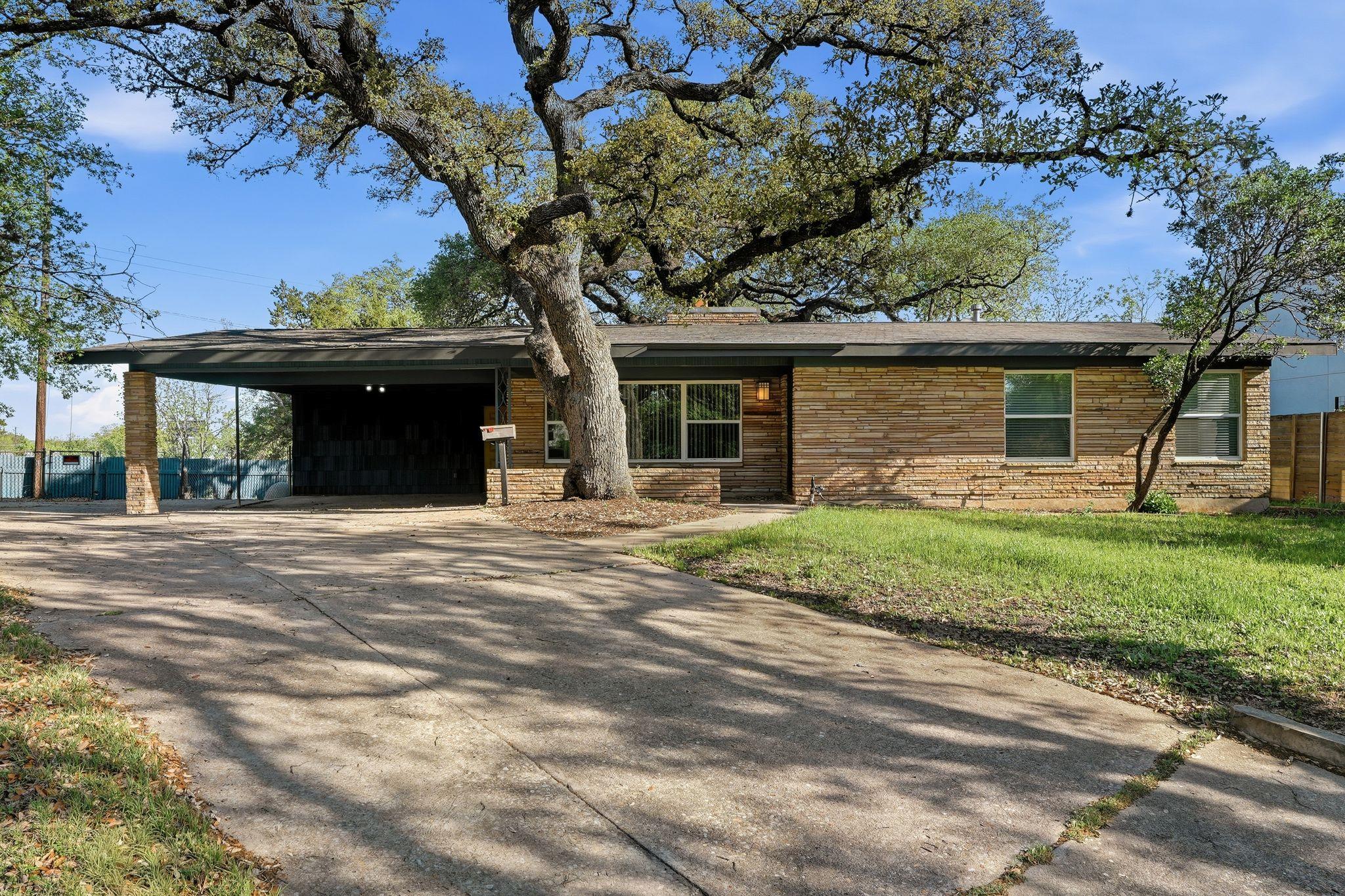 502 Sunrise Cir, Austin, TX 78704