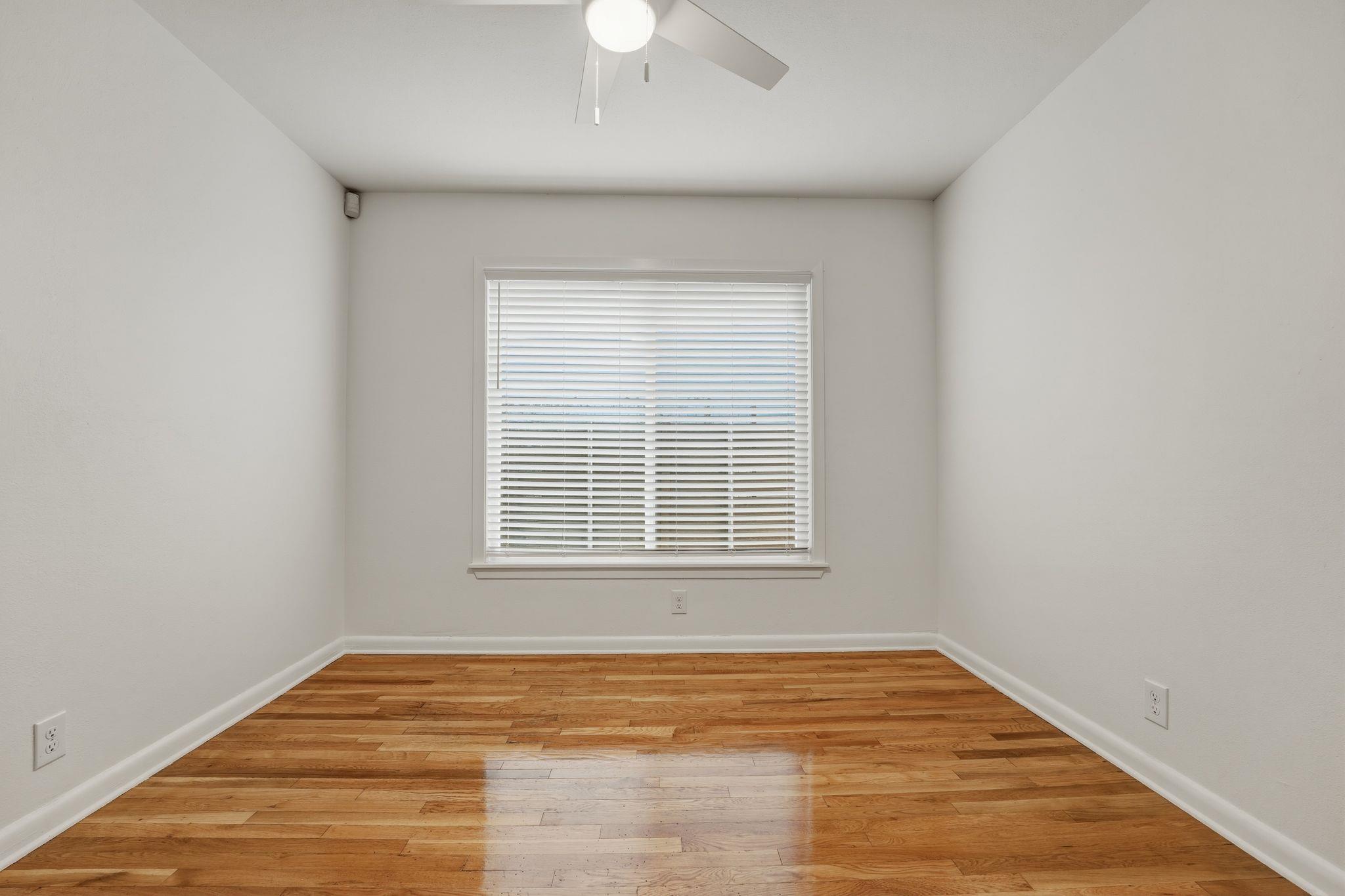 502 Sunrise Cir, Austin, TX 78704