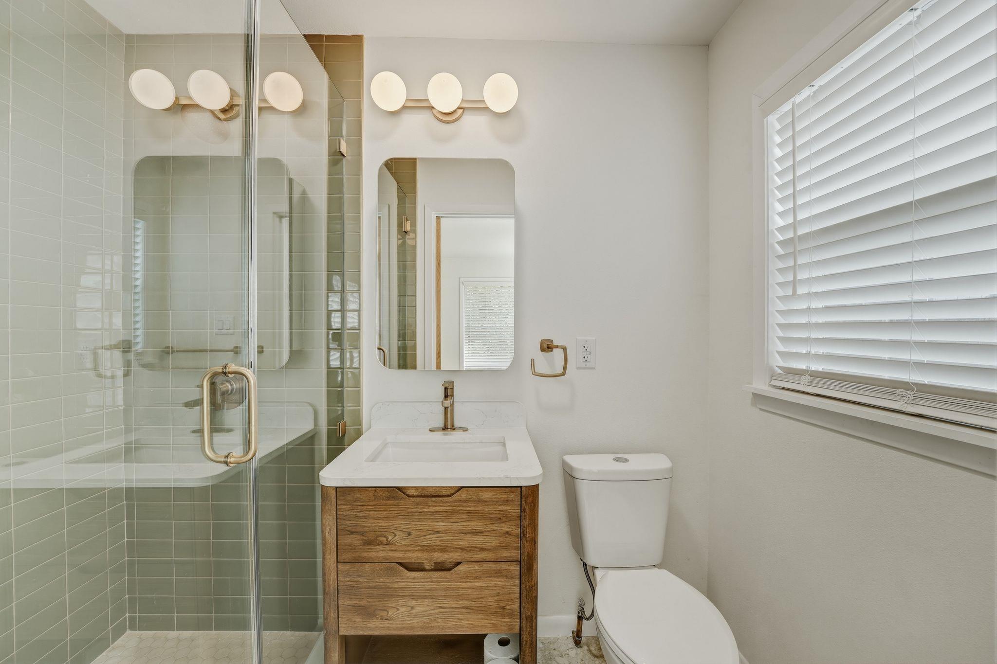 502 Sunrise Cir, Austin, TX 78704