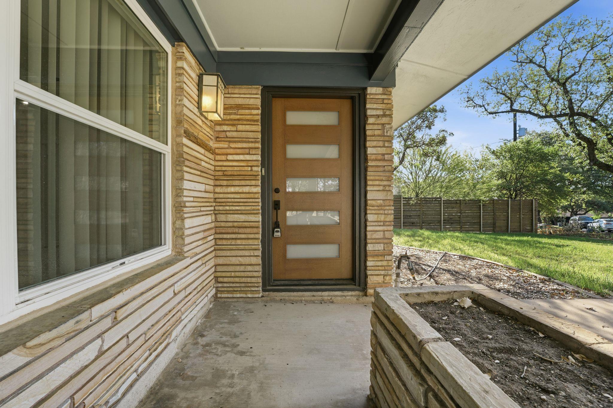 502 Sunrise Cir, Austin, TX 78704