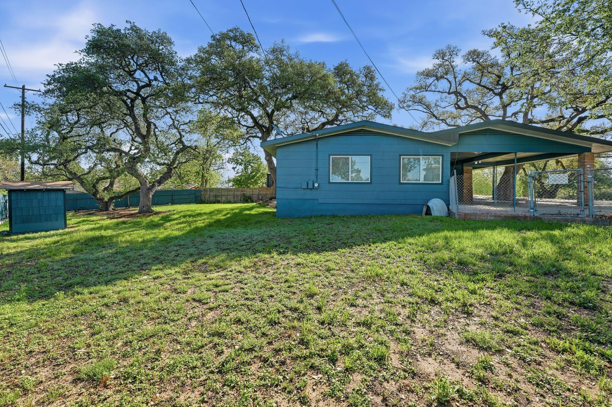 502 Sunrise Cir, Austin, TX 78704