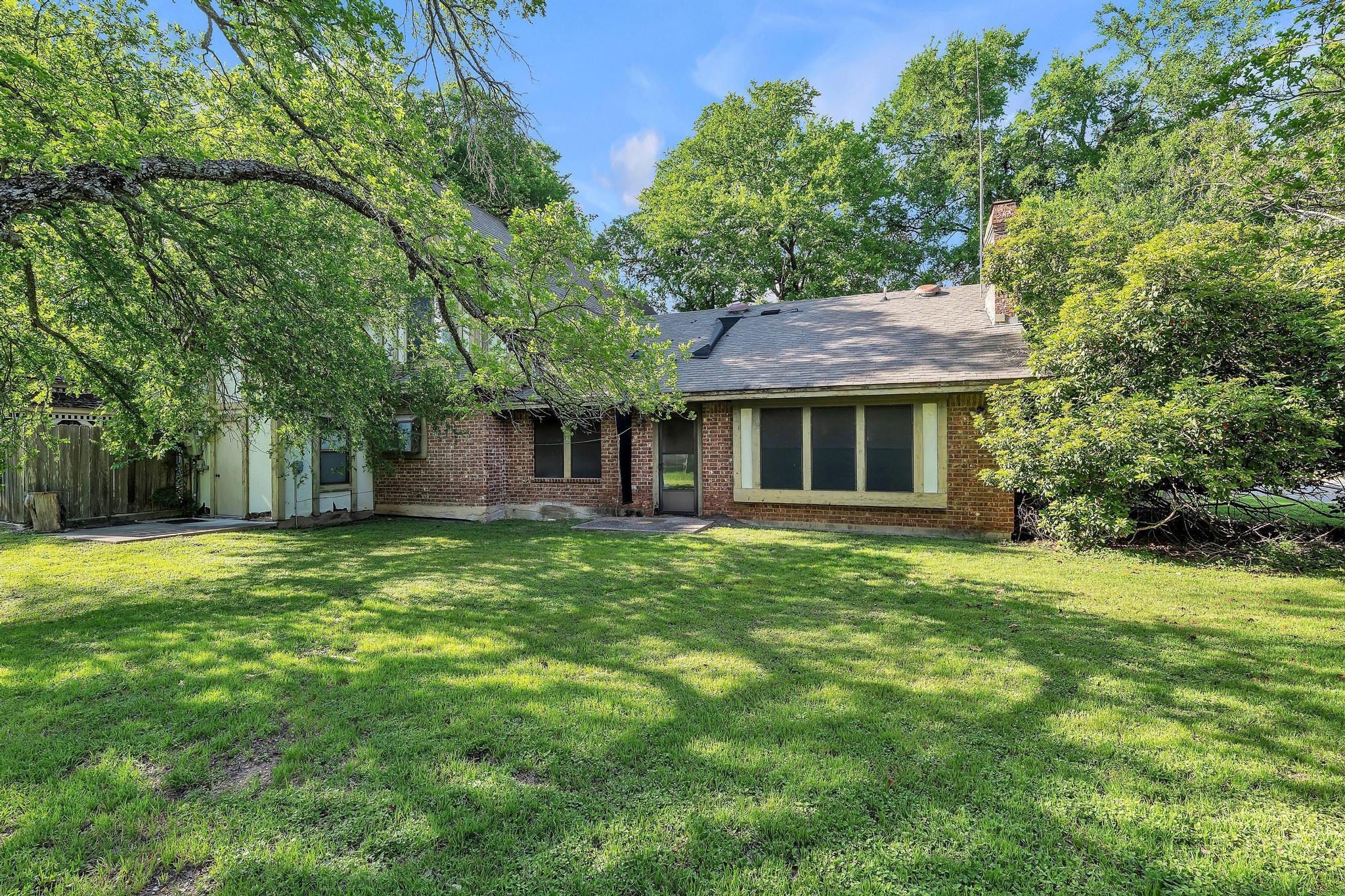 609 Deerfoot Dr, Round Rock, TX 78664